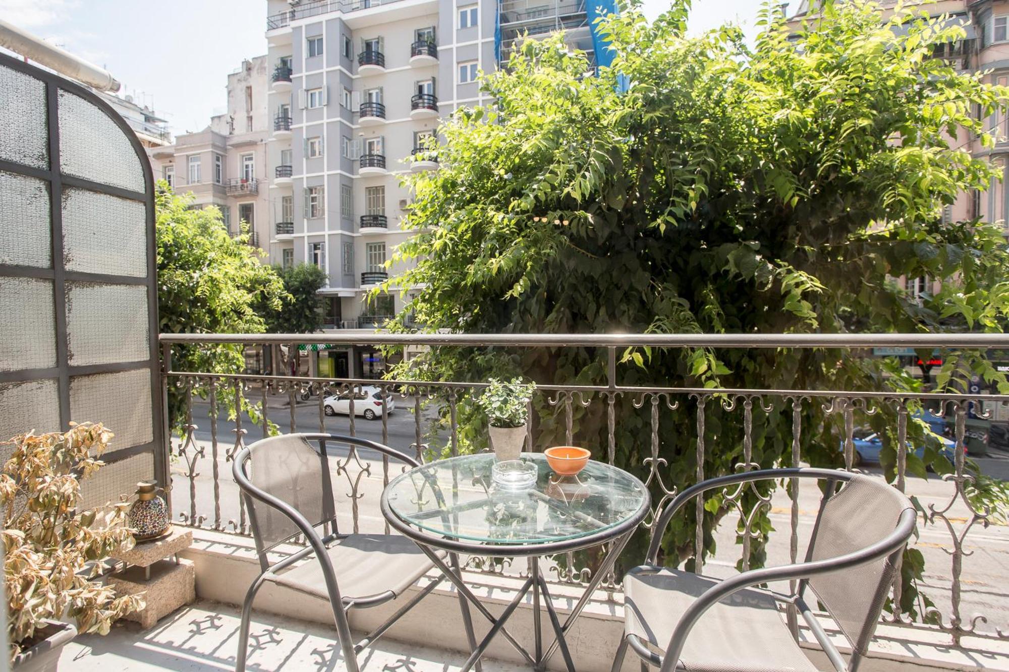 Closer "Egnatia Apartment 1" Thessalonique Extérieur photo