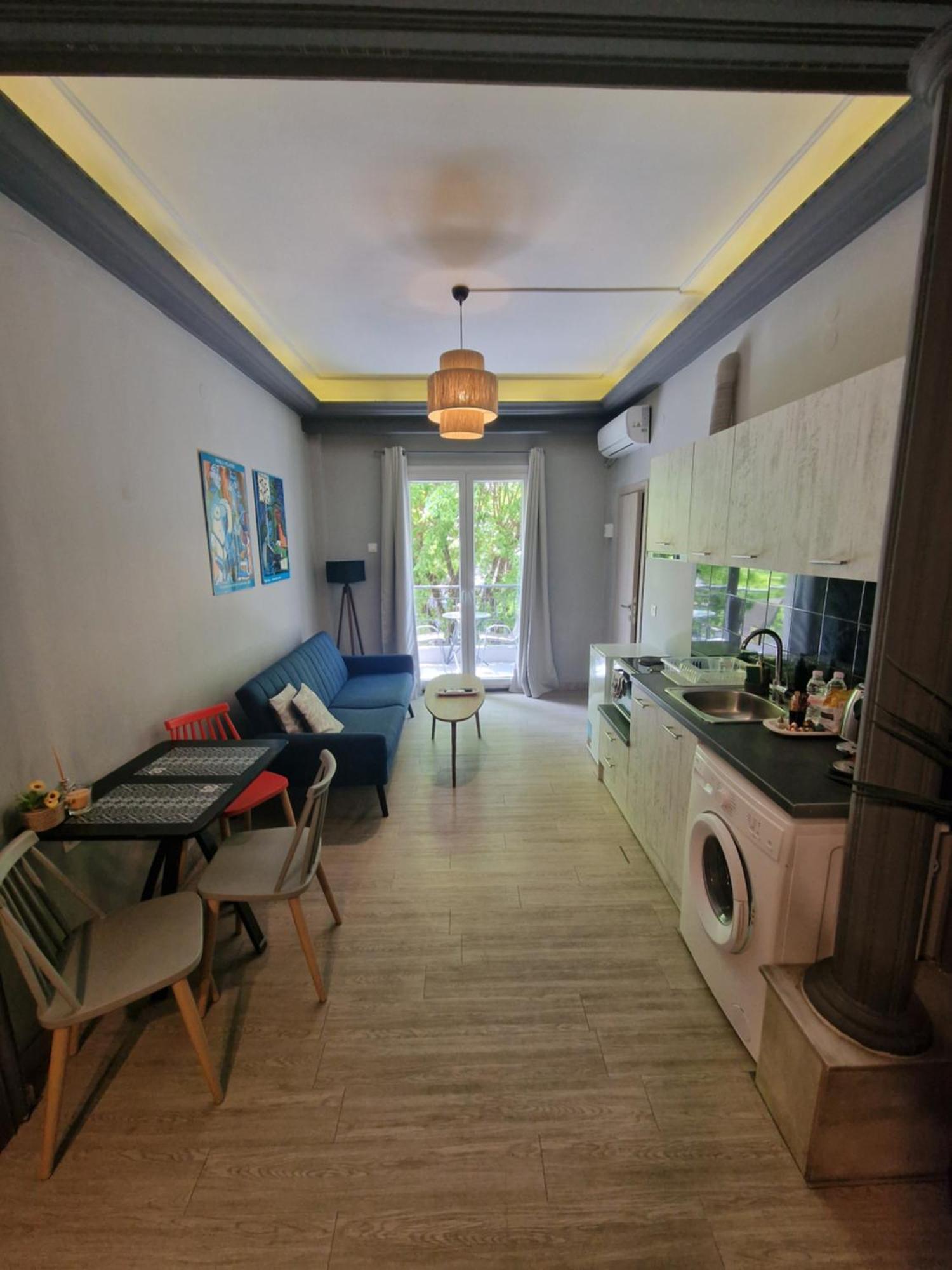 Closer "Egnatia Apartment 1" Thessalonique Extérieur photo
